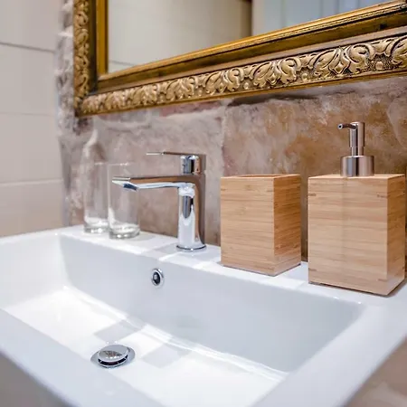 ゲストハウス La Fondiaria 3*