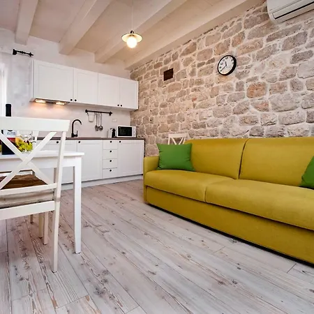 La Fondiaria 3* ロヴィニ